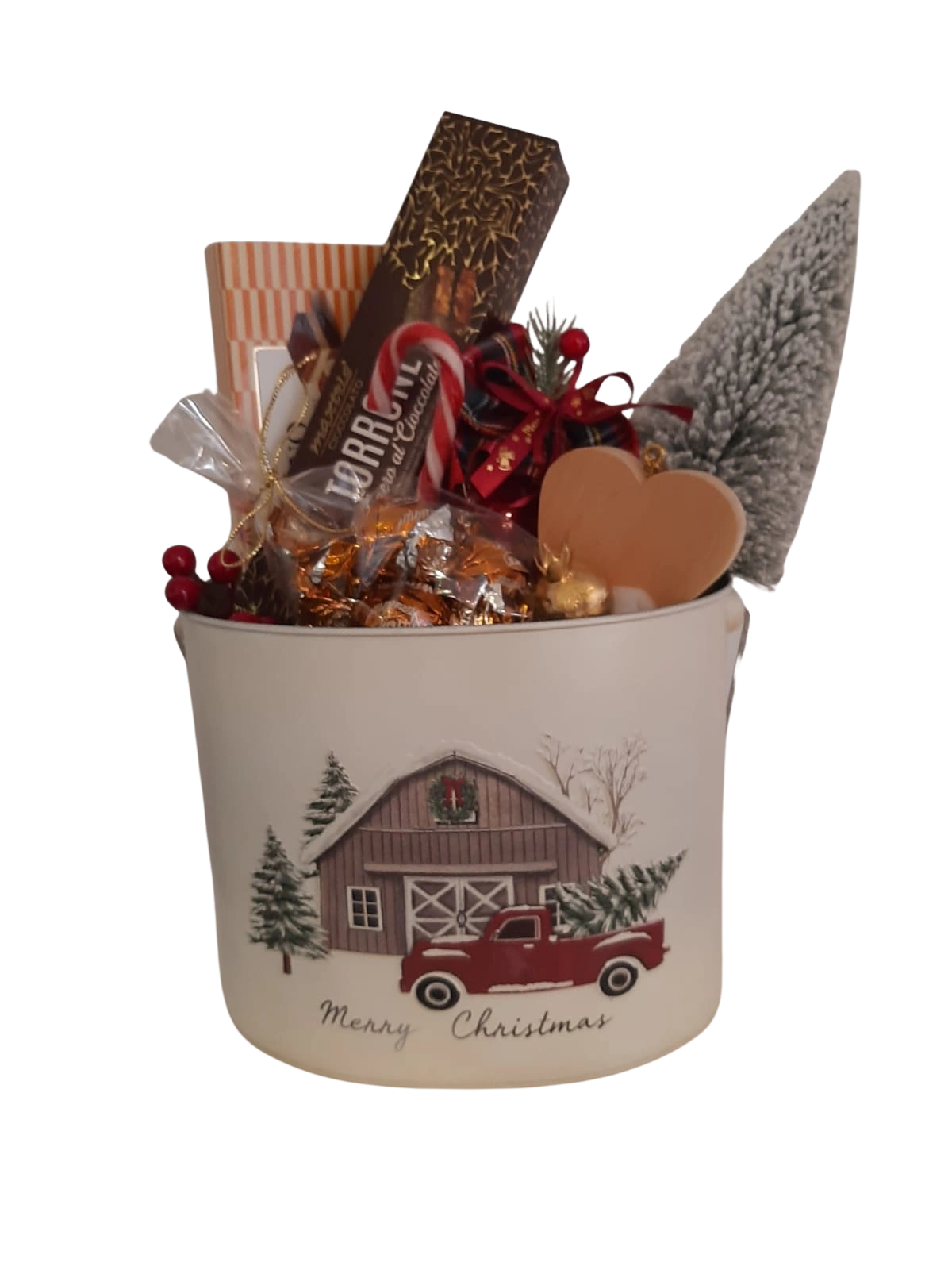 Cesto regalo natalizio con torrone, cioccolatini, bastoncino di zucchero e decorazioni in secchiello decorato