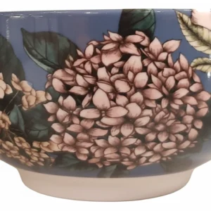 Ciotola Maxwell & Williams collezione Reminisce Floral blu con elegante motivo di ortensie rosa e fogliame scuro.
