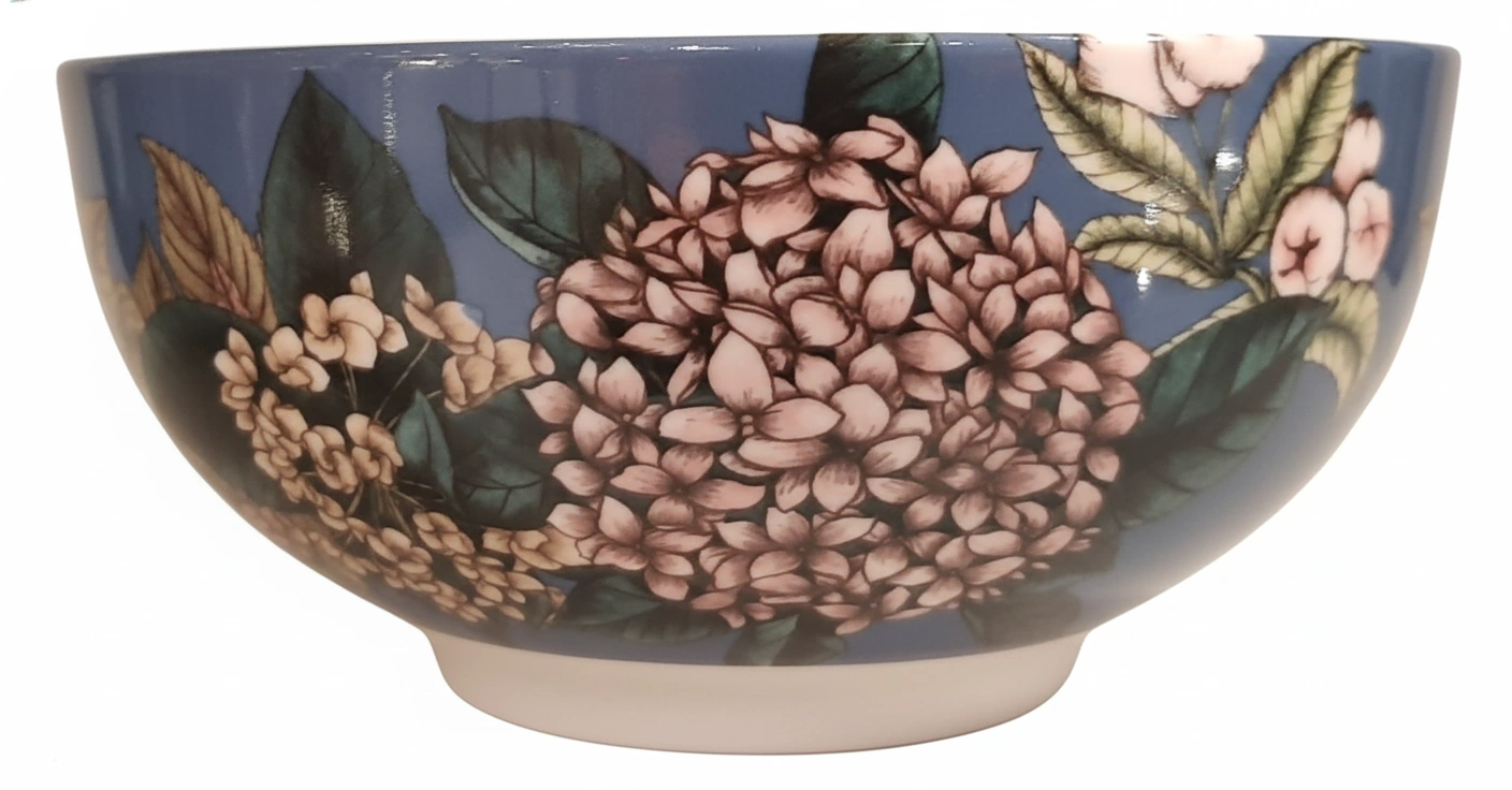 Ciotola Maxwell & Williams collezione Reminisce Floral blu con elegante motivo di ortensie rosa e fogliame scuro.