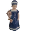 Figurina in porcellana Royal Copenhagen raffigurante Elsa con orsetto, decorata a mano, altezza 13 cm